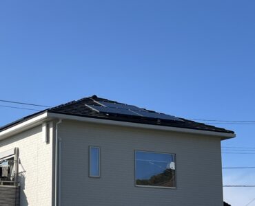 松山市　創蓄連携システム　太陽光　4.14kW　蓄電池　7.04kWh